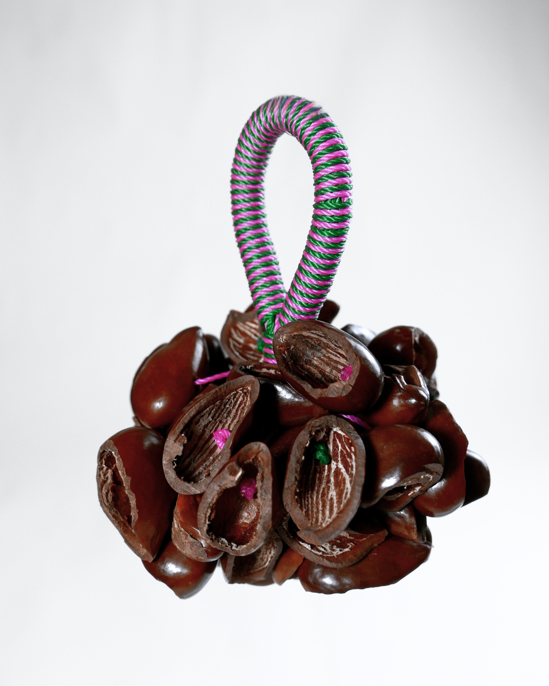 Kola ořechy S - M - L